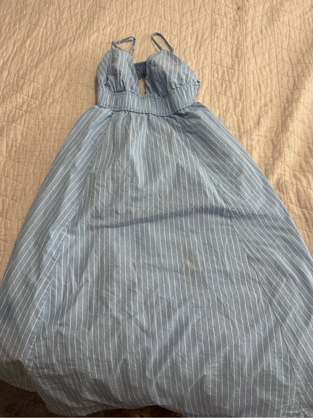 Aritzia Encourage Poplin Maxi Dress - Picture 3 of 5